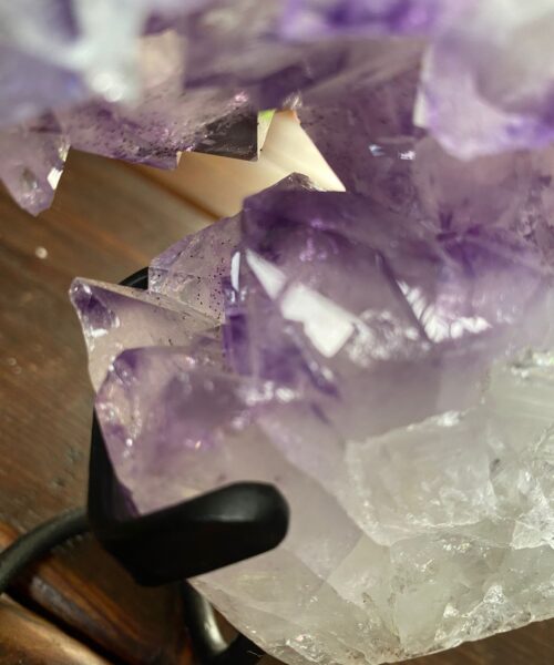 Extra Large – Huge Amethyst Heart 1 Iron Base Purple Quartz Geode Crystal 2.064kg H18.5xW18xD4.5cm - Image 4