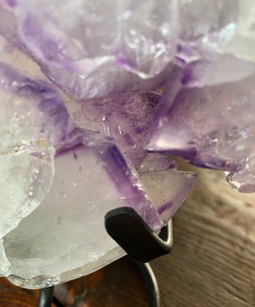 Extra Large – Huge Amethyst Heart 1 Iron Base Purple Quartz Geode Crystal 2.064kg H18.5xW18xD4.5cm - Image 9