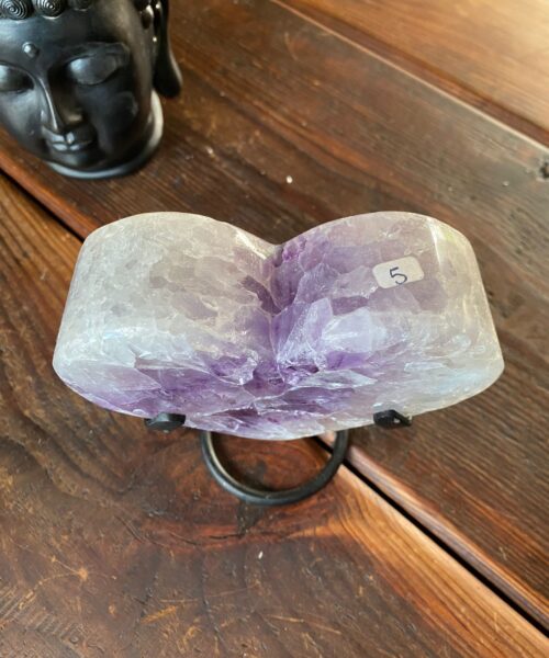 Large – Amethyst Heart 5 Iron Base Purple Quartz Geode Crystal 1.164kg H16xW13.5xD4.5cm - Image 8