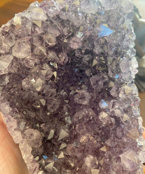 Large Premium High Grade Amethyst Druzy 23 Geode Cluster Piece on Iron Base 1.100g H19xW10xD7cm - Image 3
