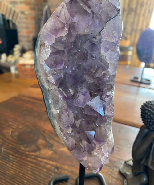Premium High Grade Amethyst Druzy 25 Geode Cluster Piece on Iron Base 1.001g H22xW7xD6cm - Image 5