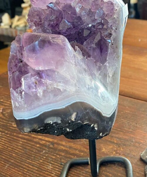 Premium High Grade Amethyst Druzy 27 Geode Cluster Piece on Iron Base 1.030g H19xW7xD10cm
