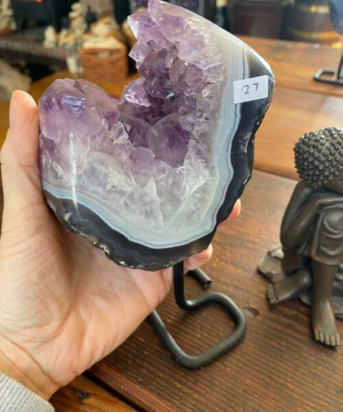 Premium High Grade Amethyst Druzy 27 Geode Cluster Piece on Iron Base 1.030g H19xW7xD10cm - Image 9