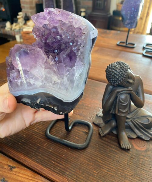 Premium High Grade Amethyst Druzy 27 Geode Cluster Piece on Iron Base 1.030g H19xW7xD10cm - Image 5