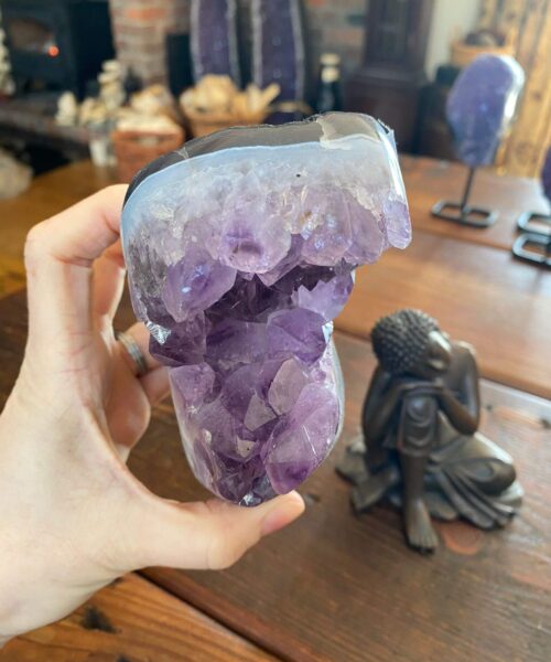 Premium High Grade Amethyst Druzy 27 Geode Cluster Piece on Iron Base 1.030g H19xW7xD10cm - Image 4