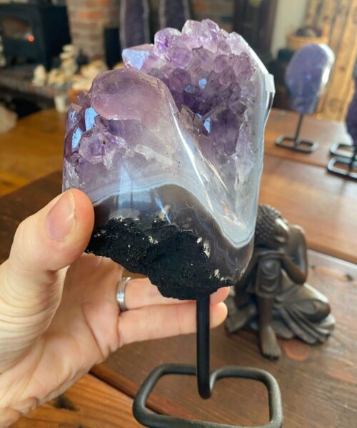 Premium High Grade Amethyst Druzy 27 Geode Cluster Piece on Iron Base 1.030g H19xW7xD10cm - Image 3