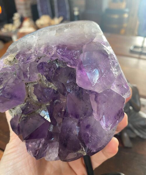 Alternative view of Large Premium High Grade Amethyst Druzy 31 Geode Cluster Piece on Iron Base 1.121g H18xW9xD7cm