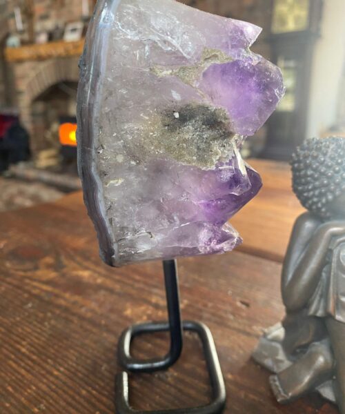 Large Premium High Grade Amethyst Druzy 31 Geode Cluster Piece on Iron Base 1.121g H18xW9xD7cm - Image 7