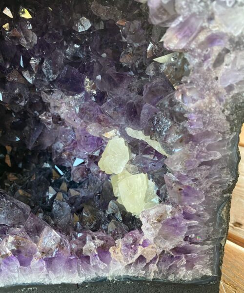 Amethyst Crystal Geode 816 Premium Queen Grade 16.44kg H29xW26xD18cm - Image 8