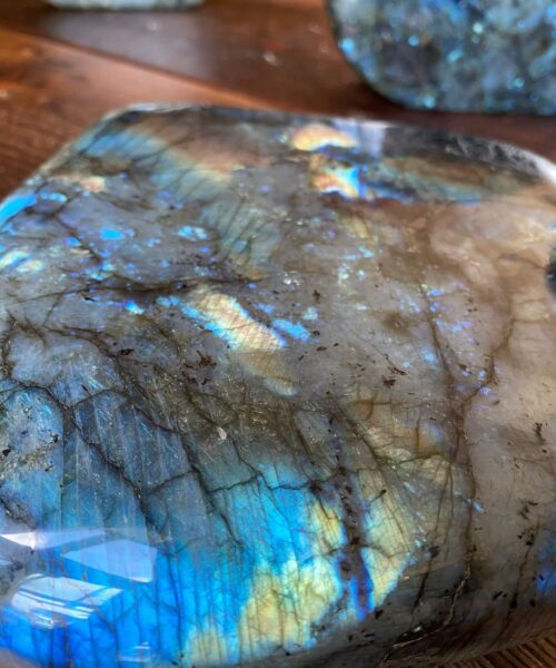 HUGE Blue Labradorite Freeform 28 Self Standing Healing Crystal Natural Polished Crystal Gem 4.728kg – H19xW20xD6cm - Image 5