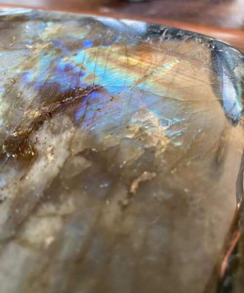 HUGE Blue Labradorite Freeform 28 Self Standing Healing Crystal Natural Polished Crystal Gem 4.728kg – H19xW20xD6cm - Image 3