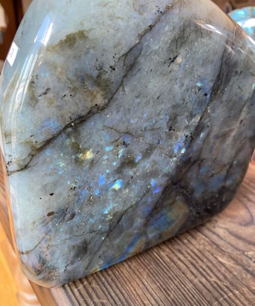 HUGE Blue Labradorite Freeform 28 Self Standing Healing Crystal Natural Polished Crystal Gem 4.728kg – H19xW20xD6cm - Image 11