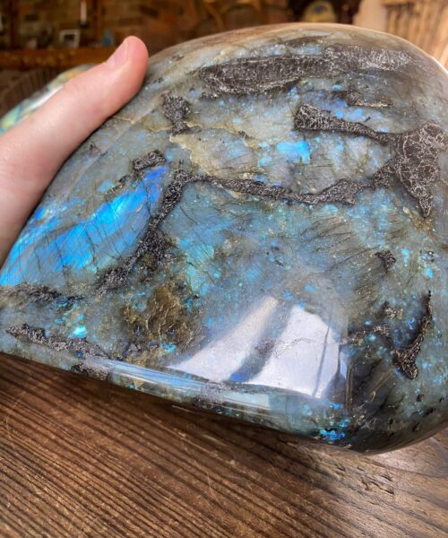 HUGE Blue Labradorite Freeform 30 Self Standing Healing Crystal Natural Polished Crystal Gem 6.550g – H16xW15xD9cm - Image 5