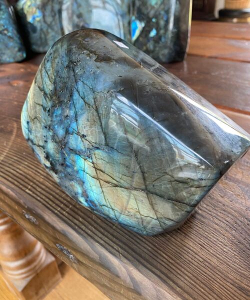 HUGE Blue Labradorite Freeform 33 Self Standing Healing Crystal Natural Polished Crystal Gem 3.736g – H19xW15xD9cm - Image 8