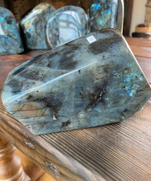 HUGE Blue Labradorite Freeform 33 Self Standing Healing Crystal Natural Polished Crystal Gem 3.736g – H19xW15xD9cm - Image 6