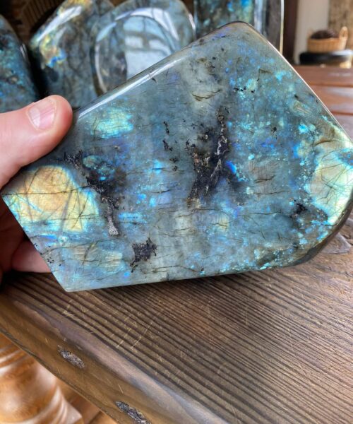 HUGE Blue Labradorite Freeform 33 Self Standing Healing Crystal Natural Polished Crystal Gem 3.736g – H19xW15xD9cm - Image 5