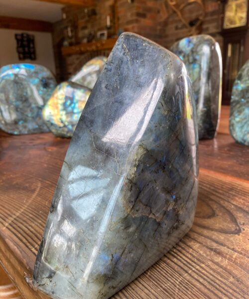 HUGE Blue Labradorite Freeform 34 Self Standing Healing Crystal Natural Polished Crystal Gem 3.150g – H18xW16xD8cm - Image 6