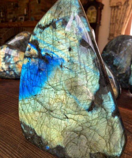 HUGE Blue Labradorite Freeform 35 Self Standing Healing Crystal Natural Polished Crystal Gem 4.152g – H22xW17xD8cm