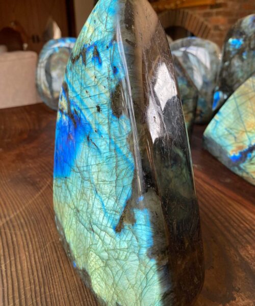 HUGE Blue Labradorite Freeform 35 Self Standing Healing Crystal Natural Polished Crystal Gem 4.152g – H22xW17xD8cm - Image 8