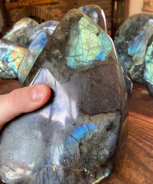 HUGE Blue Labradorite Freeform 35 Self Standing Healing Crystal Natural Polished Crystal Gem 4.152g – H22xW17xD8cm - Image 5