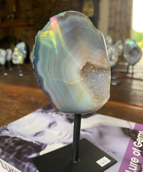 Premium High Grade Amethyst Angel Aura Geode on Stand 43 Mini Geode 336g H14xW7xD5cm - Image 6