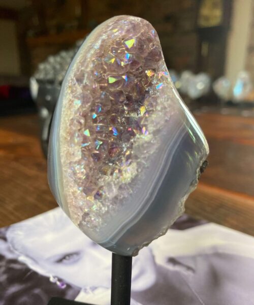Premium High Grade Amethyst Angel Aura Geode on Stand 33 Mini Geode 267g H12xW5xD5.5cm - Image 11