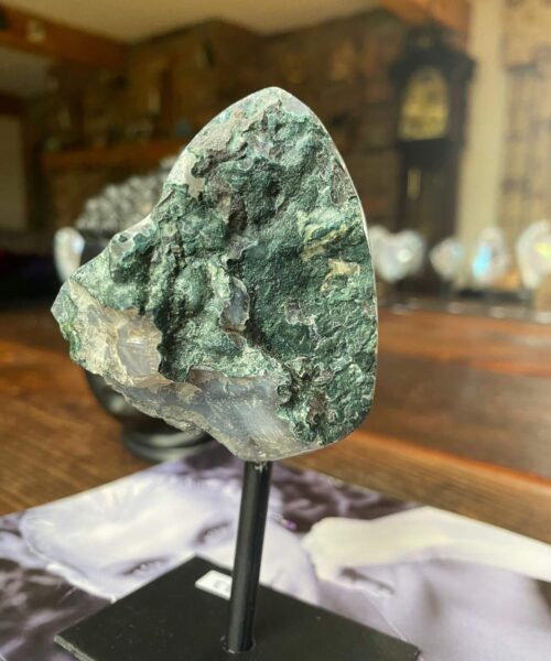 Premium High Grade Amethyst Angel Aura Geode on Stand 33 Mini Geode 267g H12xW5xD5.5cm - Image 6