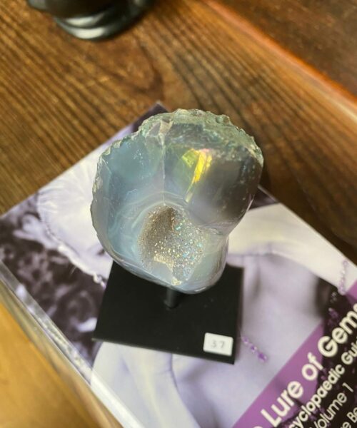 Premium High Grade Amethyst Angel Aura Geode on Stand 37 Mini Geode 257g H13xW5.5xD5cm - Image 3