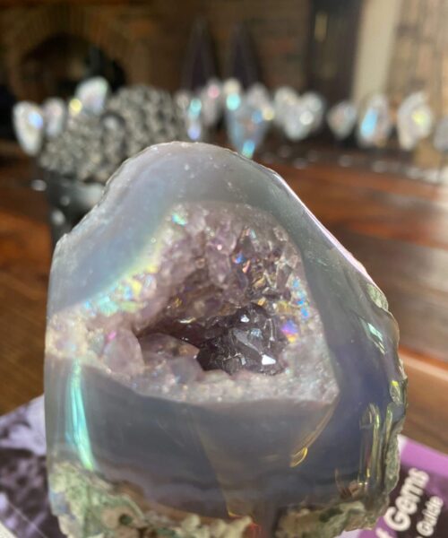 Premium High Grade Amethyst Angel Aura Geode on Stand 47 Mini Geode 285g H12xW6xD6cm - Image 5
