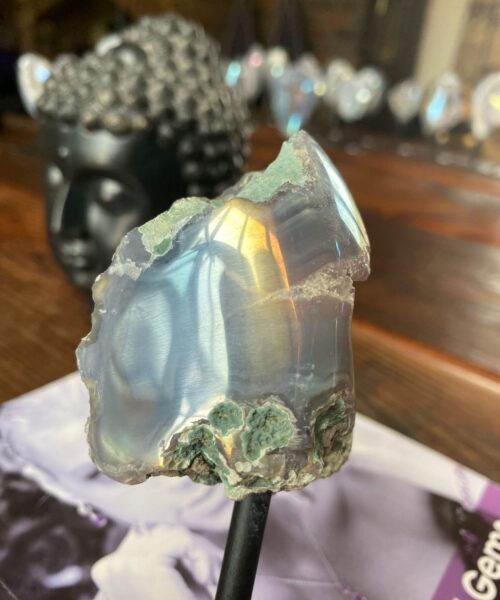 Premium High Grade Amethyst Angel Aura Geode on Stand 47 Mini Geode 285g H12xW6xD6cm - Image 4