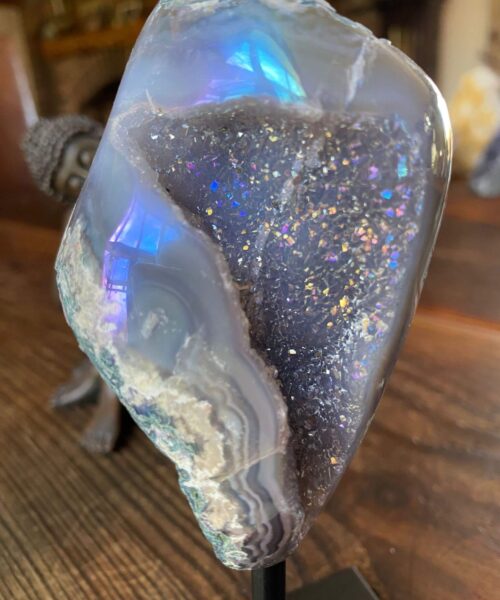 Premium High Grade Amethyst Angel Aura Geode on Stand 30 Mini Geode 304g H14.5xD6.5xD7cm - Image 9