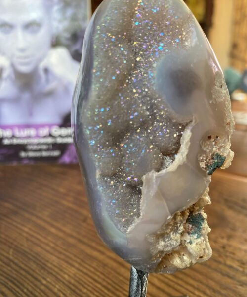 Premium High Grade Amethyst Angel Aura Geode on Stand 35 Mini Geode 282g H14xW5xD4.5cm - Image 7