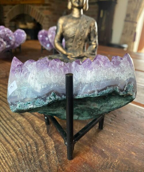 Amethyst Heart on Stand 14 Purple Quartz Geode Crystal Gift 911g - H10xW13xD6cm - Image 5