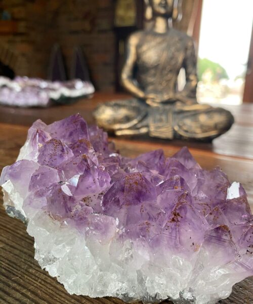 Large Premium High Grade Amethyst Raw Druzy Cluster Piece 11 - 812g L12xW9.5xD6cm - Image 7