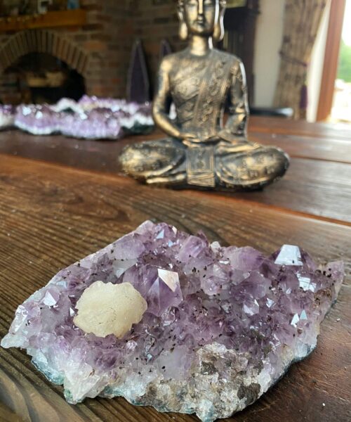 Large Premium High Grade Amethyst Raw Druzy Cluster Piece 20 - 856g L18xW13xD5cm - Image 10