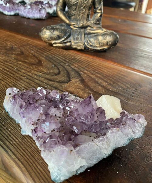 Large Premium High Grade Amethyst Raw Druzy Cluster Piece 20 - 856g L18xW13xD5cm - Image 6
