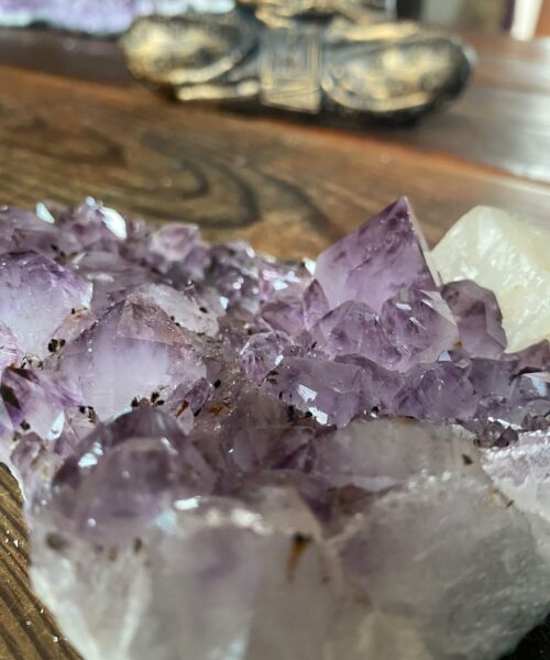 Large Premium High Grade Amethyst Raw Druzy Cluster Piece 20 - 856g L18xW13xD5cm - Image 5