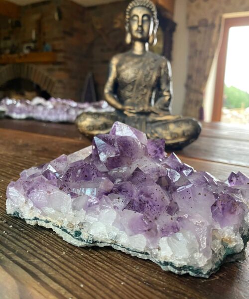Large Premium High Grade Amethyst Raw Druzy Cluster Piece 28 - 902g L16xW10xD6cm - Image 9