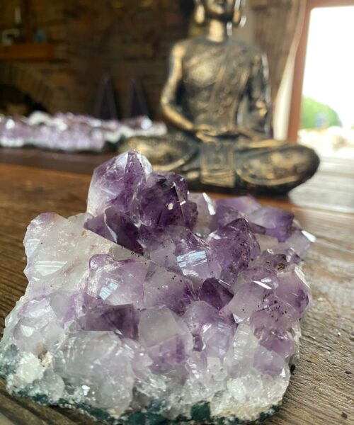 Large Premium High Grade Amethyst Raw Druzy Cluster Piece 28 - 902g L16xW10xD6cm - Image 5