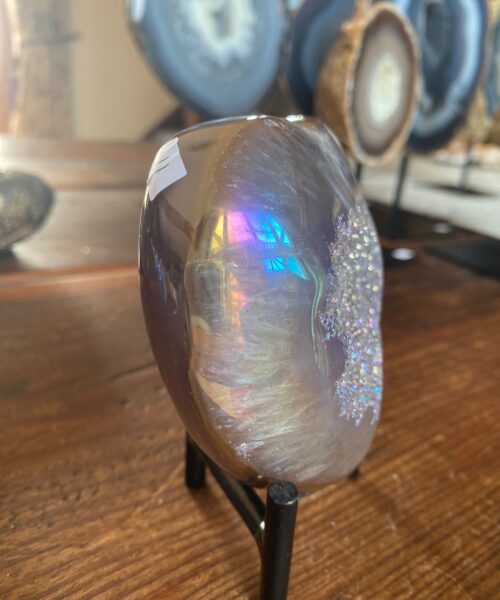 Agate Angel Aura Heart on Stand 11, Aura, Titanium, Cluster, Crystal, Gemstone 532g – H9xW10xD4cm - Image 7