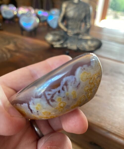 Agate Angel Aura Heart on Stand 14, Aura, Titanium, Cluster, Crystal, Gemstone 224g – H7.5xW8xD3cm - Image 4