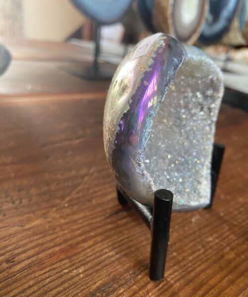 Agate Angel Aura Heart on Stand 3, Aura, Titanium, Cluster, Crystal, Gemstone 200g – H8xW9xD4.5cm - Image 8
