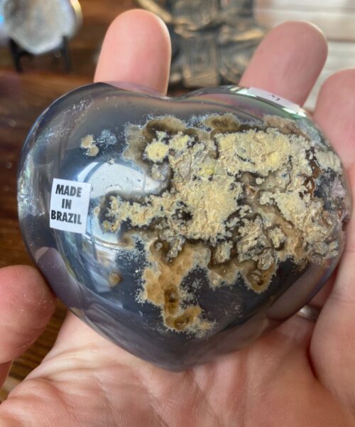 Agate Angel Aura Heart on Stand 4, Aura, Titanium, Cluster, Crystal, Gemstone 282g – H8xW9xD3cm - Image 3