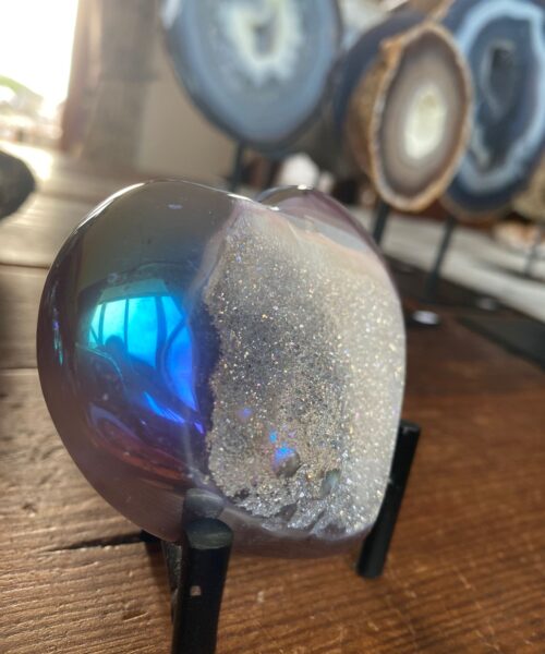 Agate Angel Aura Heart on Stand 6, Aura, Titanium, Cluster, Crystal, Gemstone 222g – H8xW9xD2.5cm - Image 6
