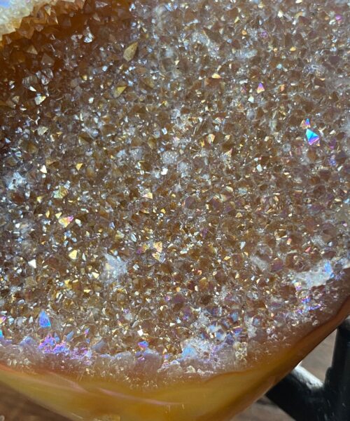 Agate Angel Aura Heart on Stand 9, Aura, Titanium, Cluster, Crystal, Gemstone 241g – H7xW7xD4cm - Image 6