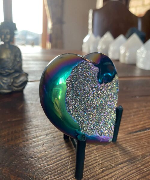 Rainbow Quartz Heart with Stand 12, Aura, Titanium, Cluster, Crystal, Gemstone 354g – H10xW9.5xD3.5cm - Image 14