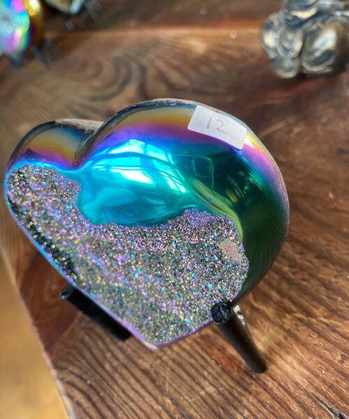Rainbow Quartz Heart with Stand 12, Aura, Titanium, Cluster, Crystal, Gemstone 354g – H10xW9.5xD3.5cm - Image 13