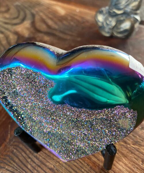 Rainbow Quartz Heart with Stand 12, Aura, Titanium, Cluster, Crystal, Gemstone 354g – H10xW9.5xD3.5cm - Image 12