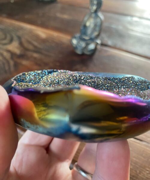 Rainbow Quartz Heart with Stand 12, Aura, Titanium, Cluster, Crystal, Gemstone 354g – H10xW9.5xD3.5cm - Image 9