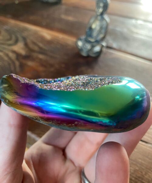 Rainbow Quartz Heart with Stand 12, Aura, Titanium, Cluster, Crystal, Gemstone 354g – H10xW9.5xD3.5cm - Image 8